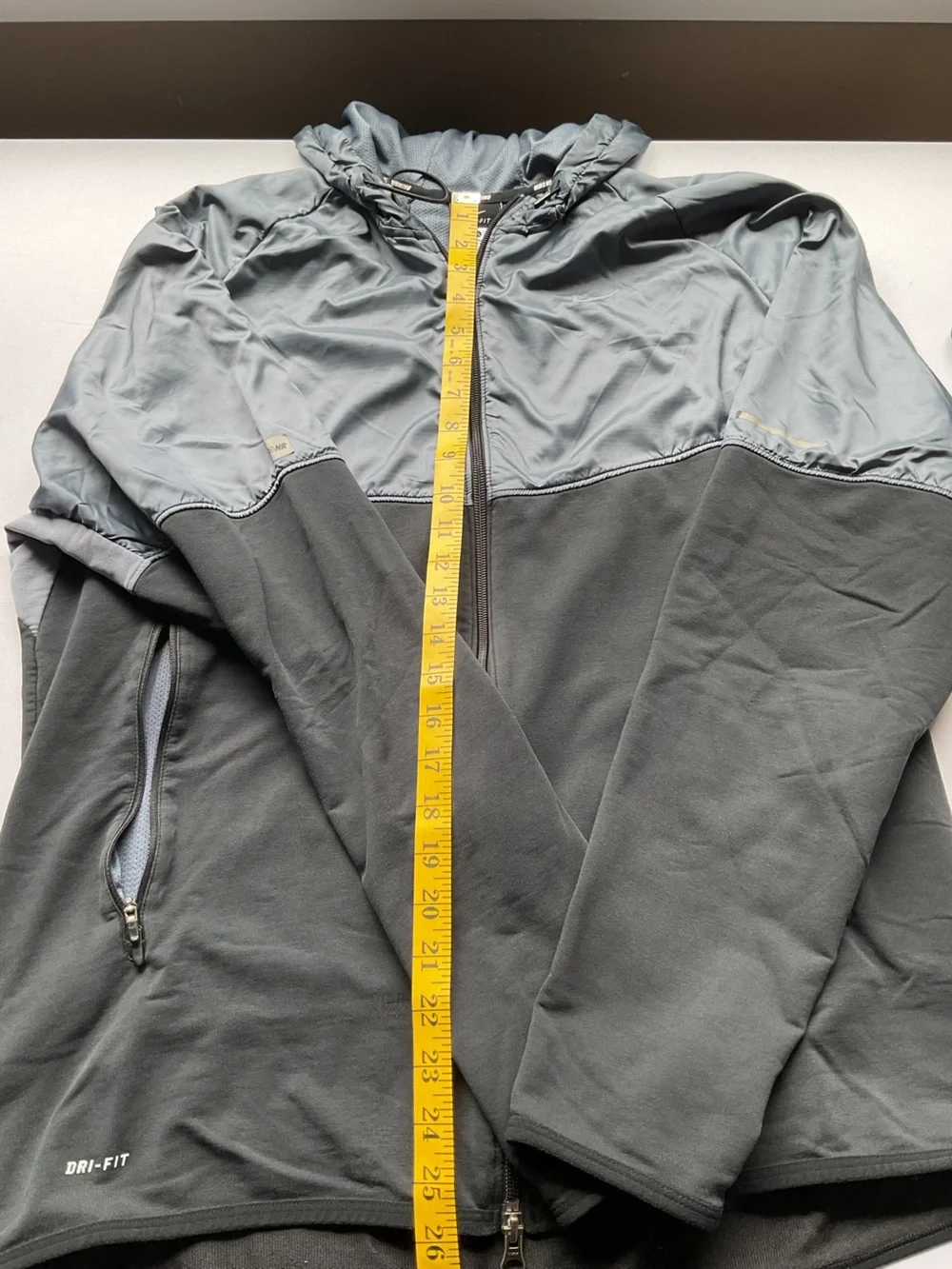 Nike Running Two-Tone Dri-Fit Hooded Jacket - Gray & Black